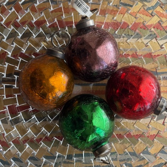 Set of 4 Vintage Christmas Kugels - Picture 1 of 2